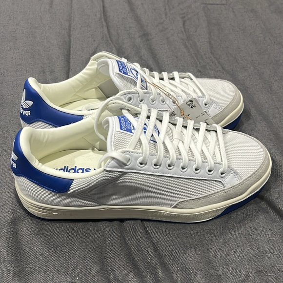 Adidas Rod Laver shoes - Picture 2 of 5